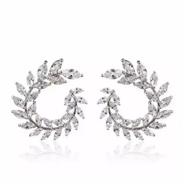 New Women’s 925 Silver Beautiful Leafs Diamond Earrings - Picture 6 of 6